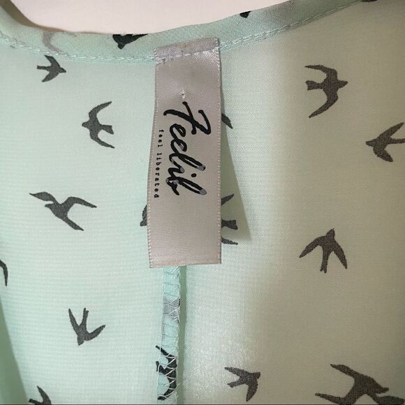 Feelib feel liberated free bird flying sparrows mint black flowy sheer in Medium - Picture 4 of 5